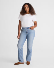 The Short Curvy Dean Easy Straight Jean in Airy Denim