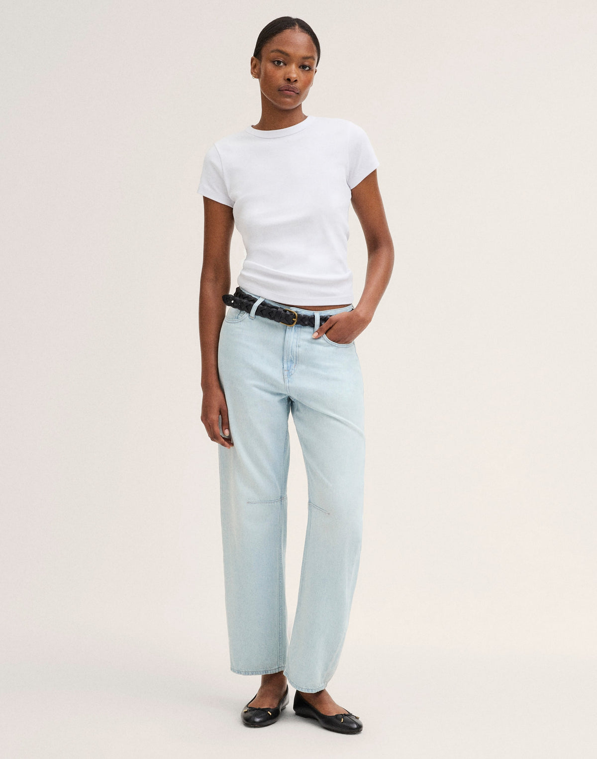 The Short Curvy Darted Barrel-Leg Jean in Airy Denim